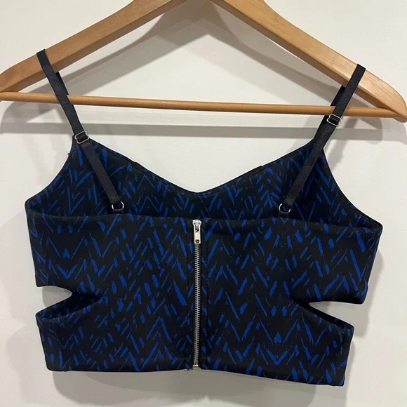 Black and Blue Patterned Crop Top - Picture 2 of 5